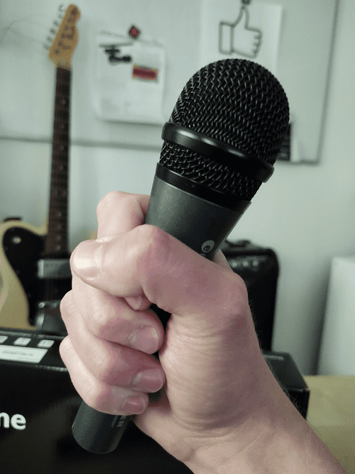Dynamisches Mikrofon - Als Sängermikrofon für die Bühne geeignet