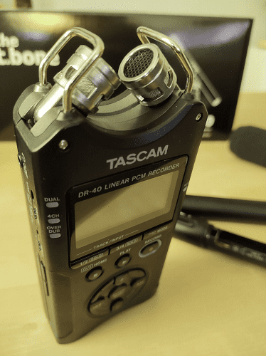 Tascam DR-40 Audio Recorder mit integrierten Mikrofonen